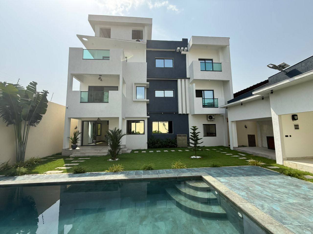 TRIPLEX À VENDRE - COCODY RIVIERA ABATTA