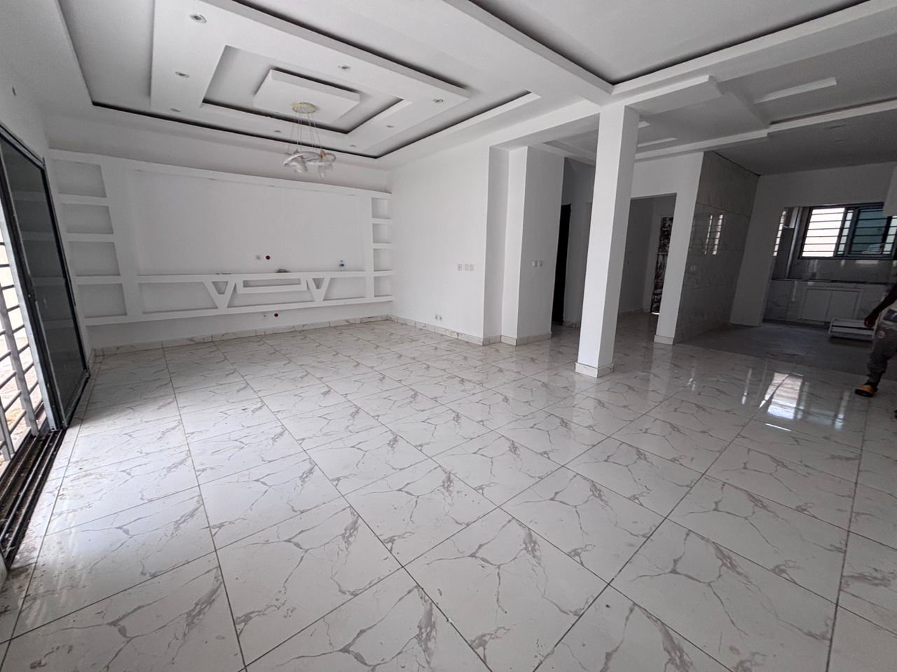 VILLA EN LOCATION A LA CITE SIPIM SUR LA ROUTE DE BASSAM