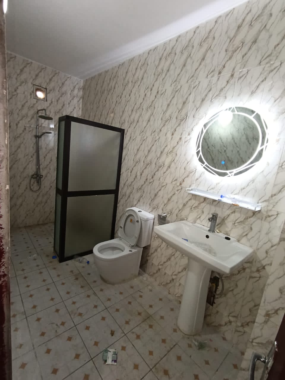 EN LOCATION : APPARTEMENT 4 PIÈCES RIVERA 4 — vue 3