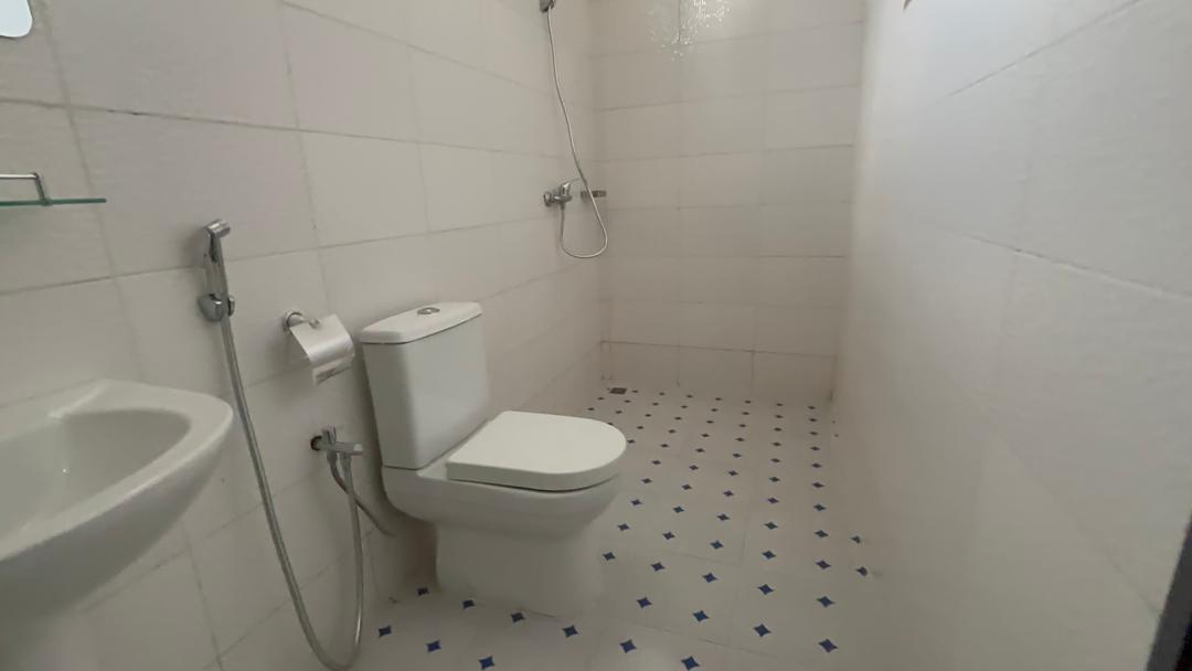 VILLA A LOUER A LA CITÉ LYS MARIE MODESTE — vue 4