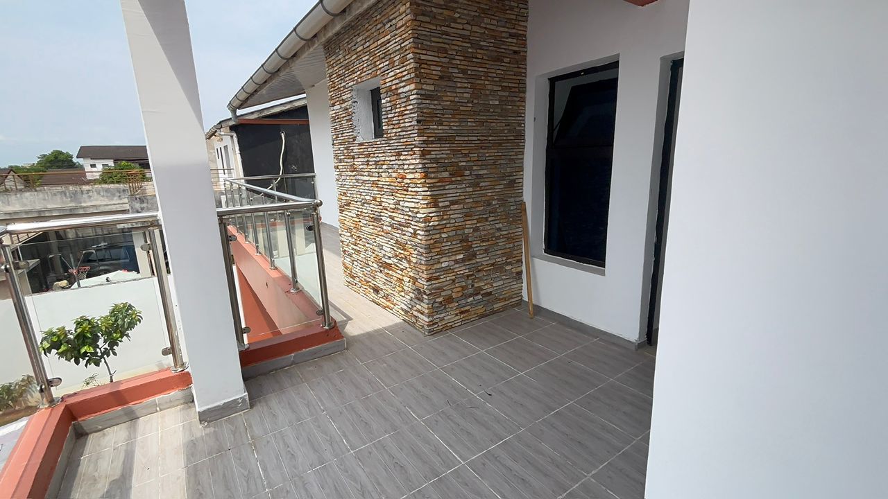 VILLA A LOUER 5 PIÈCES BASSAM (ROSIER 5) — vue 4