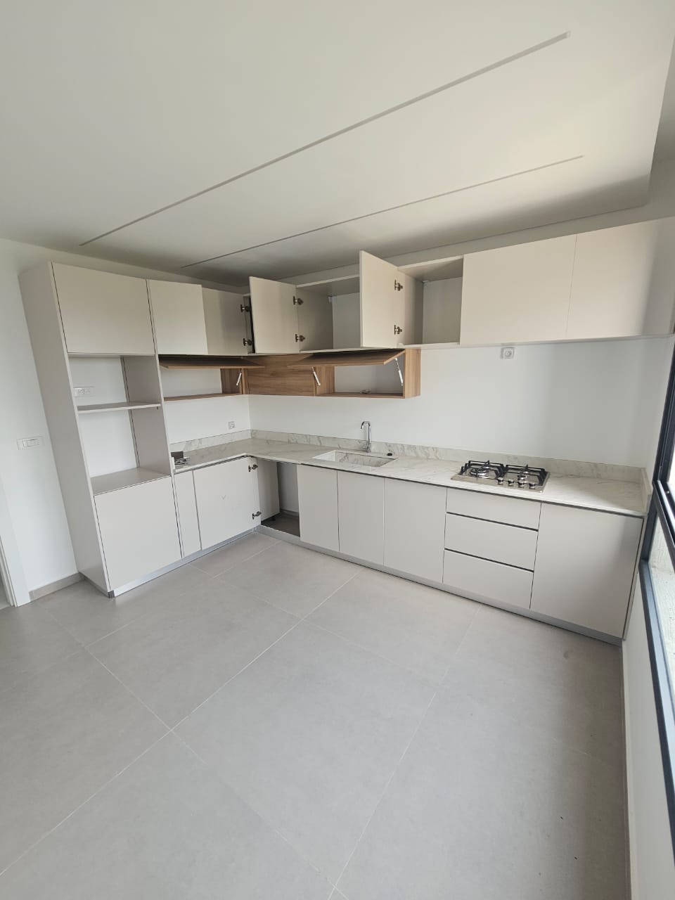 APPARTEMENTS A LOUER A MBADON — vue 3